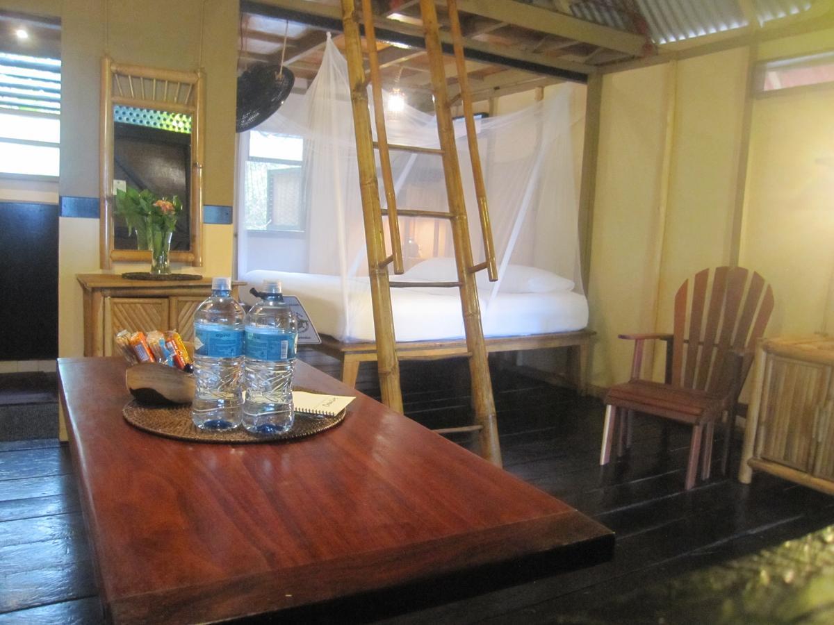 And Hotel